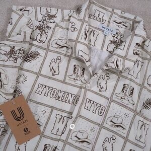 NEW Uscape Wyoming Cowboys Short Sleeve Hawaiian Button Front Shirt Men's Large